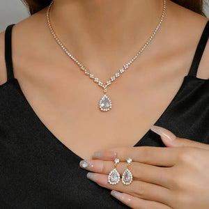 Elegant zircon bridal jewelry set with rhinestone detailing