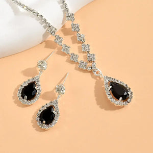 Women's bridal necklace and earrings set for special occasions