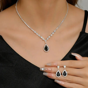 Sparkling rhinestone wedding jewelry set for brides