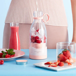 Portable juice maker and fruit mixer